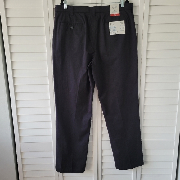 Croft & Barrow Classic-Fit Easy-Care Stretch Flat-Front Khaki Pants Men's 38x34 - Picture 5 of 10